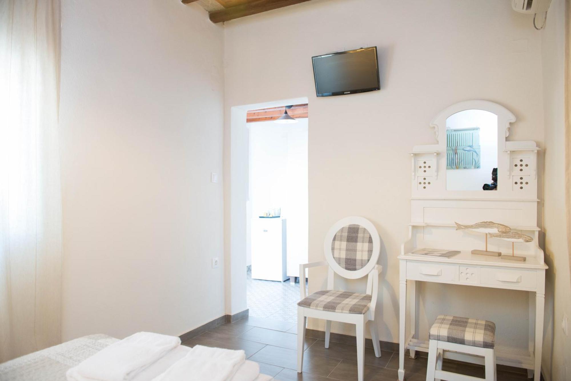 Aerides Boutique Rooms Vathi  Dış mekan fotoğraf